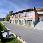 Szálloda Hotel Lucivna