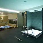 Hotel Lucivna 3*