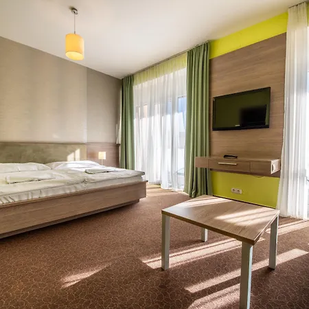 Hotel Hotel Lucivna