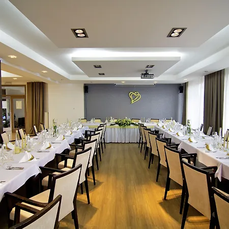Hotel Hotel Lucivna Lučivná