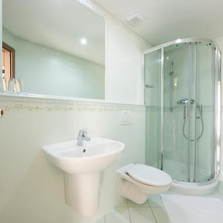 Hotel Lucivna 3* Lucivna