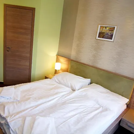 Hotel Hotel Lucivna 3*