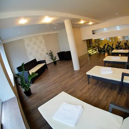 Hotel Hotel Lucivna