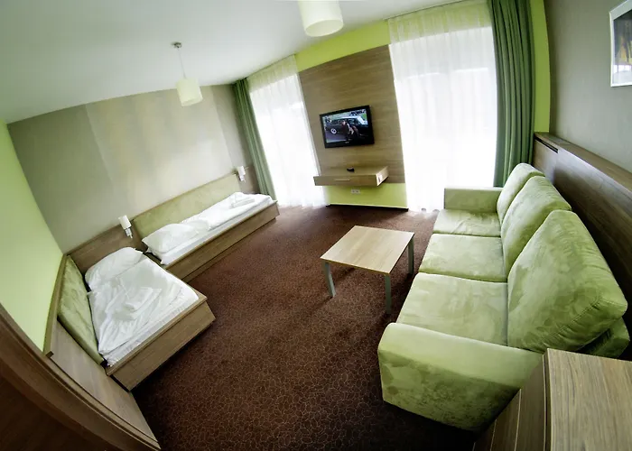 Hotell Hotel Lucivna 3*