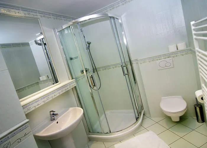 Hotel Lucivna 3*