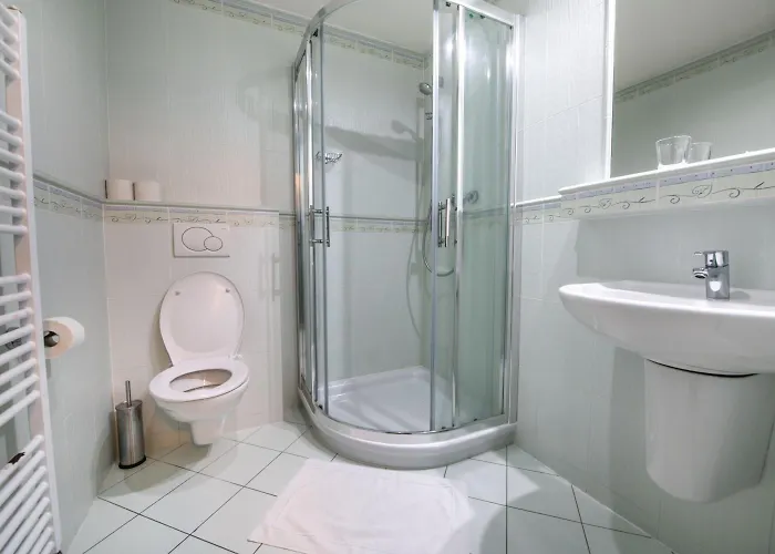 Hotell Hotel Lucivna