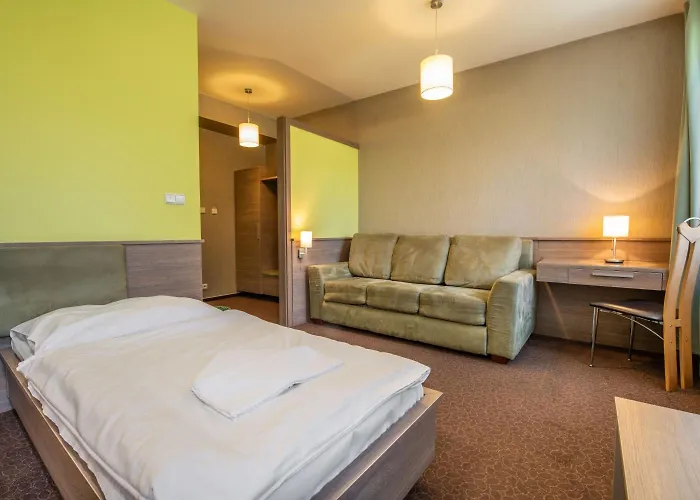 Hotell Hotel Lucivna 3*