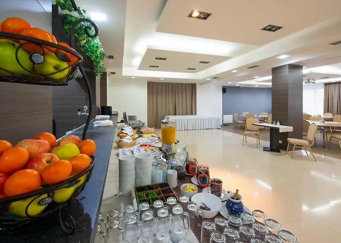 Hotell Hotel Lucivna 3*